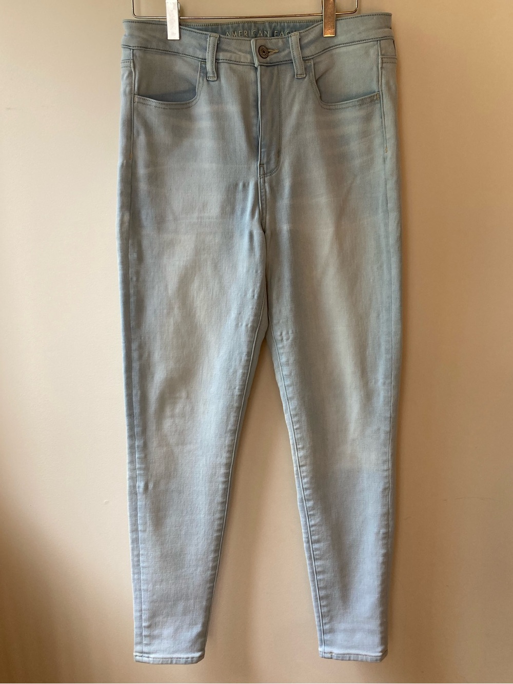 American Eagle Outfitters Light Wash Super Hi-Rise Skinny Jegging Regular Length